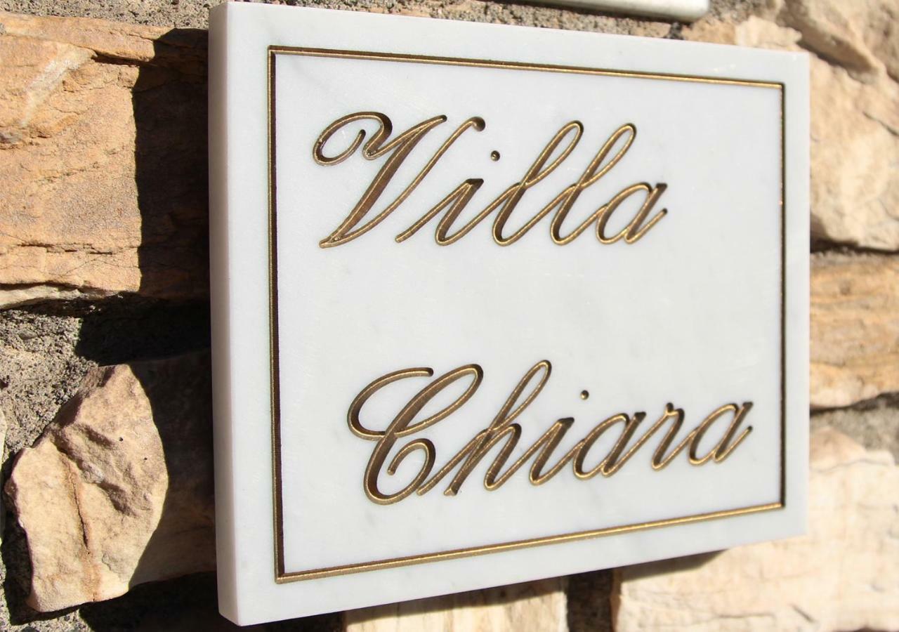 Villa Chiara Affitta Camere Carrara Exteriér fotografie